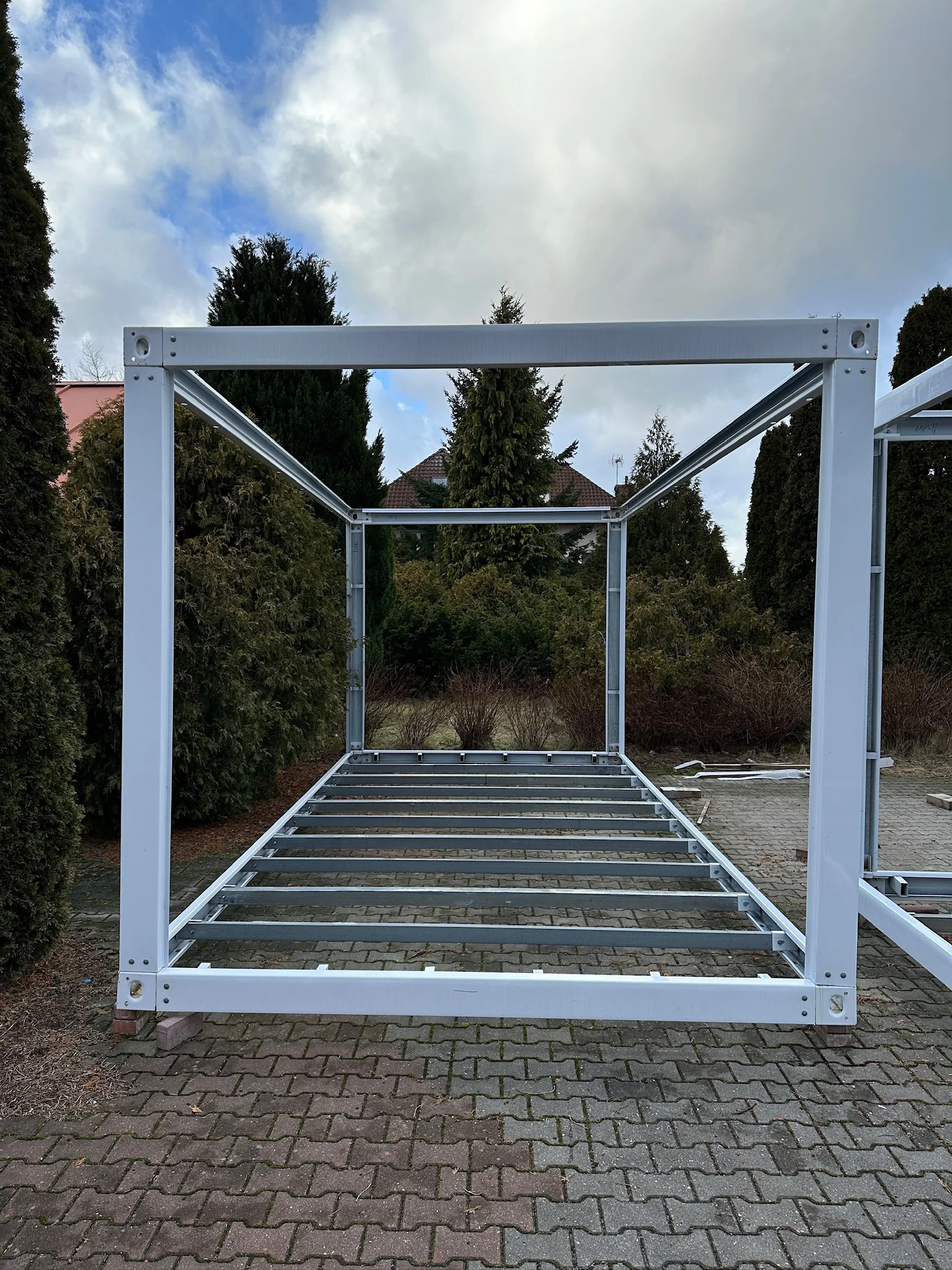 Bolted Container Frame Fliphouse